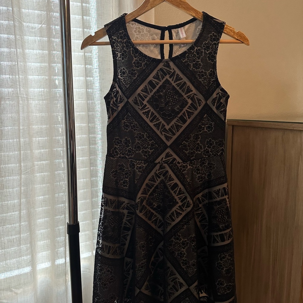 Elegant Black and Gray Lace Dress